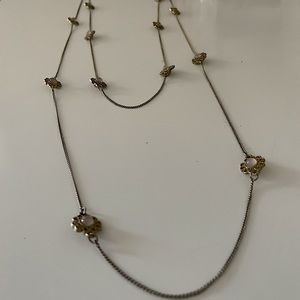 Flower dangle necklace